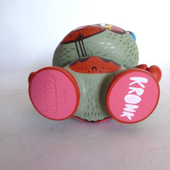 NEW 2009 8” KIDROBOT KRONK TREE HUGGER APE DUNNY DESIGNER ART VINYL FIGURE - Picture 8 of 15